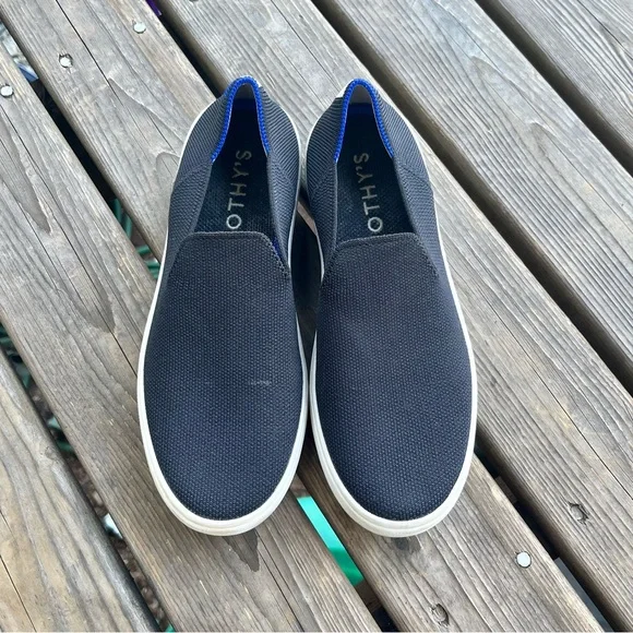 Rothy’s Women’s Original Black Sneakers - Picture 2 of 11